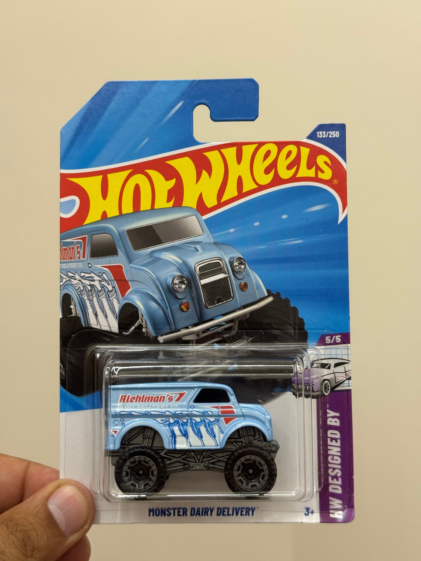 Hot Wheels - MONSTER DAIRY DELIVERY