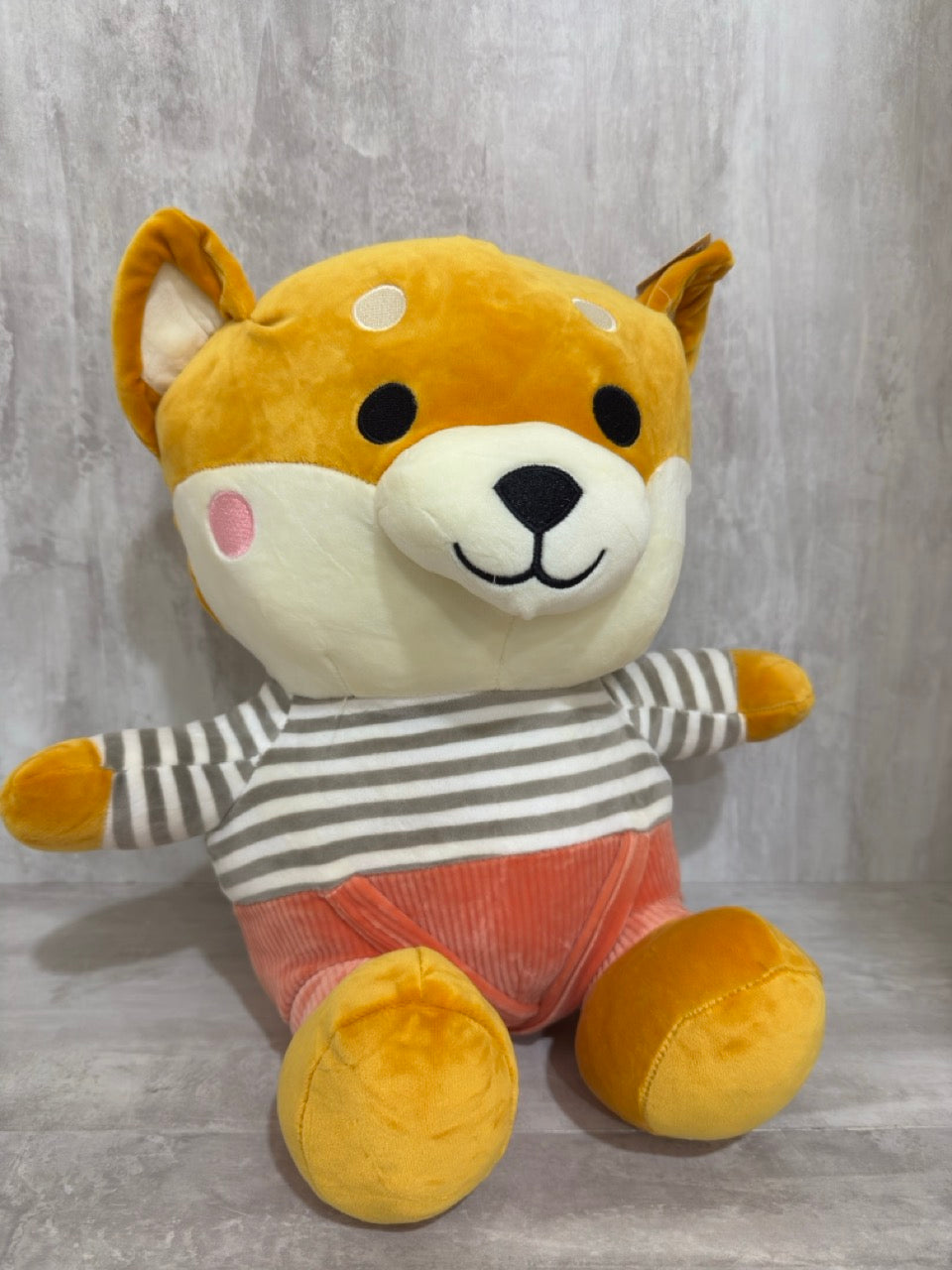 Sitting Teddy 40cm