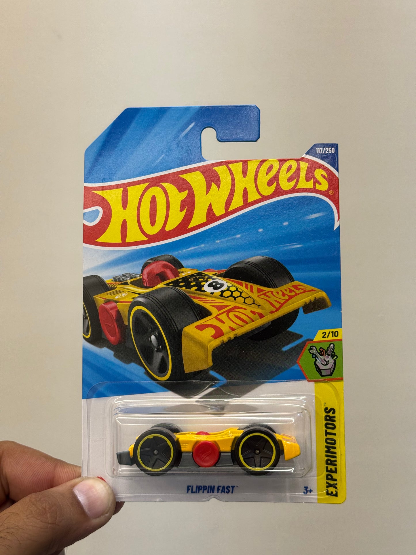 Hot Wheels - FLIPPIN FAST