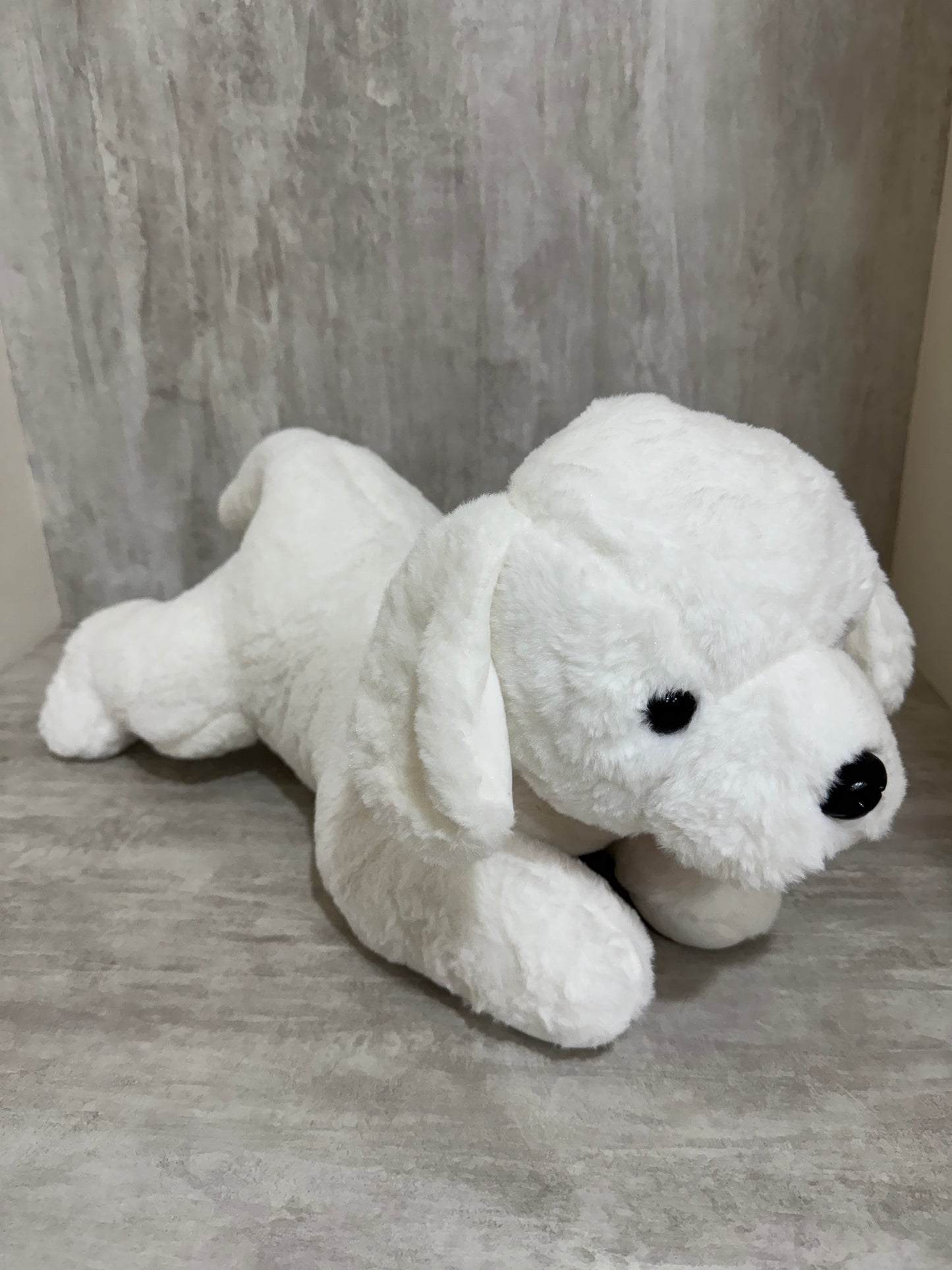 Sleeping Dog 55cm