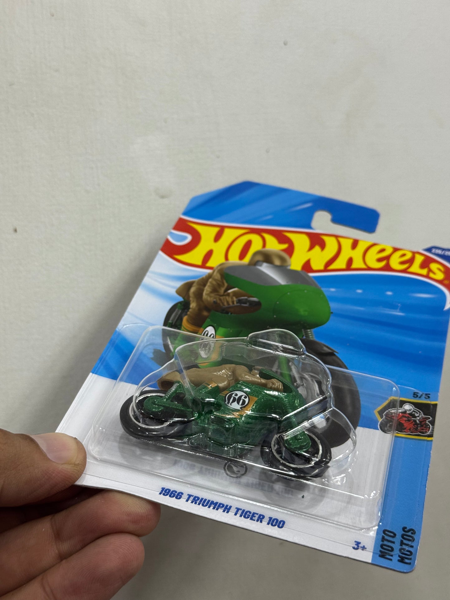 Hot Wheels - 1966 TRIUMPH TIGER 100 (TH)