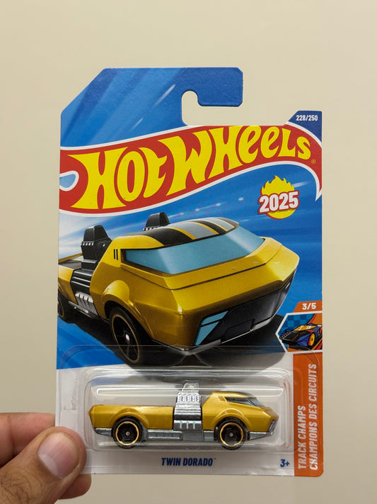 Hot Wheels - TWIN DORADO™