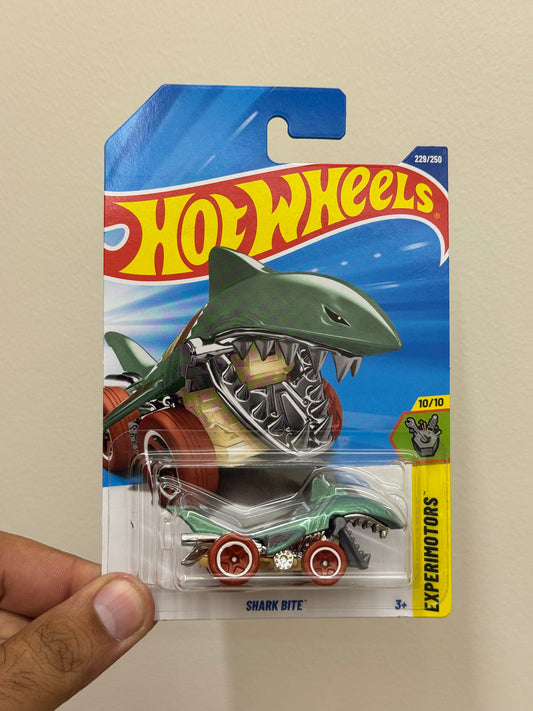 Hot Wheels - SHARK BITE™ ( Tresure Hunt)