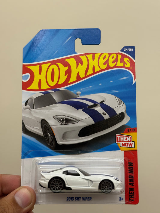 Hot Wheels - 2013 SRT VIPER