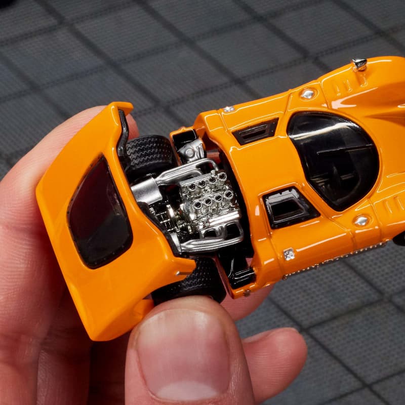 Hot Wheels Elite 64 McLaren M6GT ( Imported)