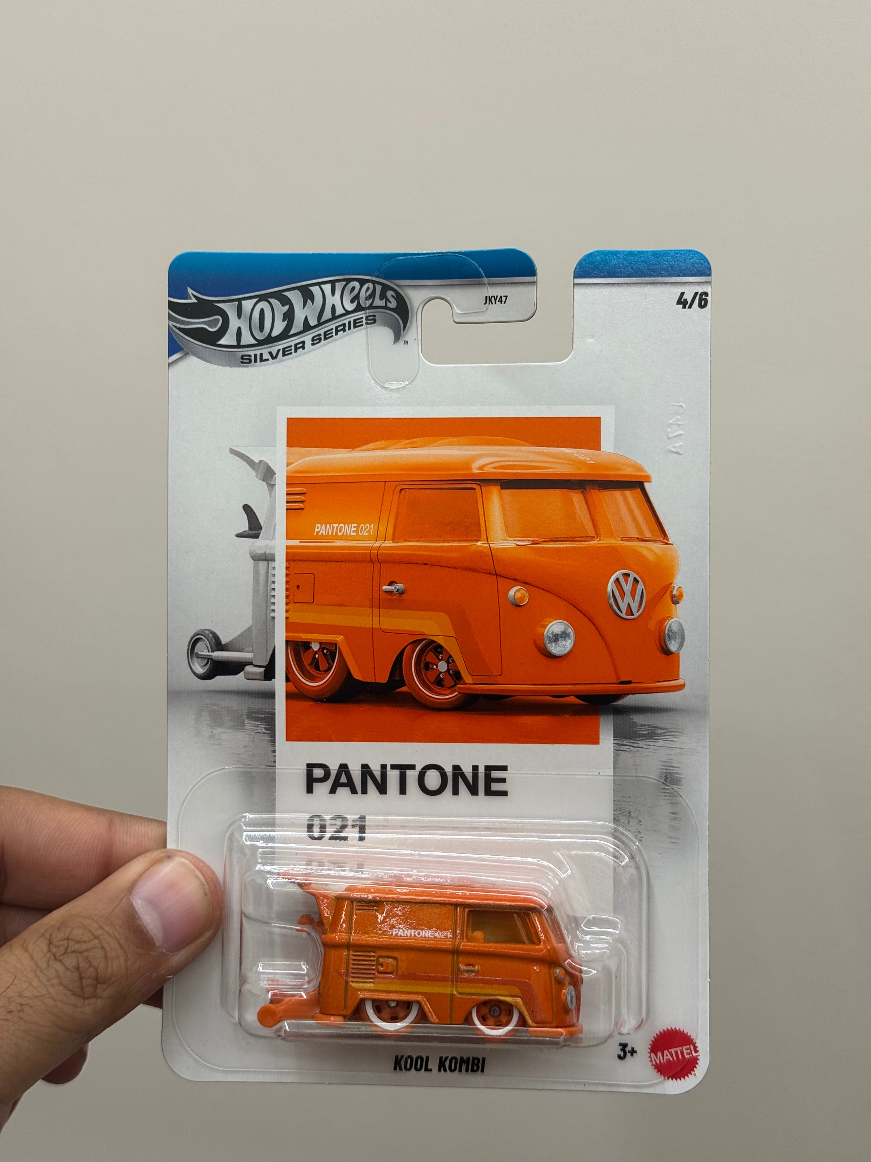 Hot Wheels - Pantone Kool Kombi – GULATI EMPORIUM