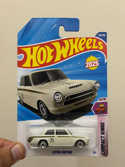 Hot Wheels - LOTUS CORTINA