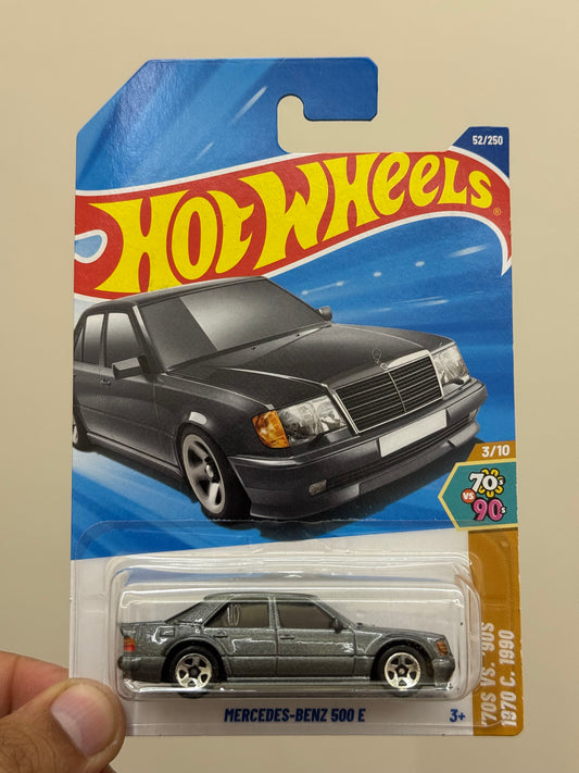 Hot Wheels- MERCEDES-BENZ 500 E (M 2025)