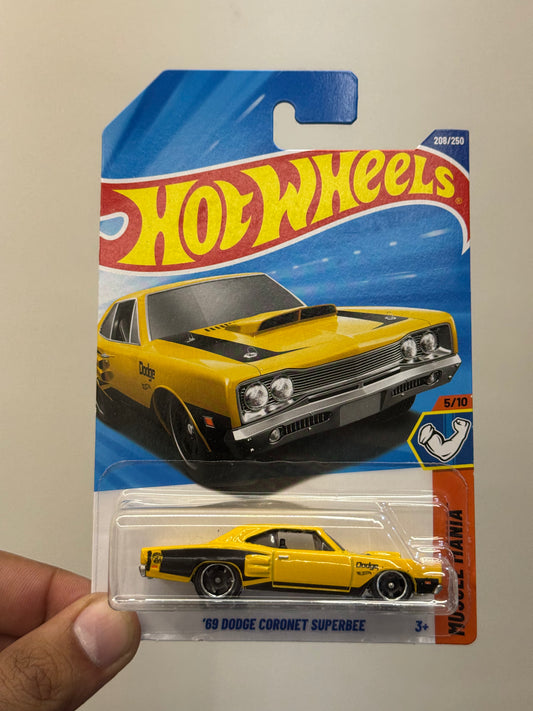 Hot Wheels - 69 DODGE CORONET SUPERBEE