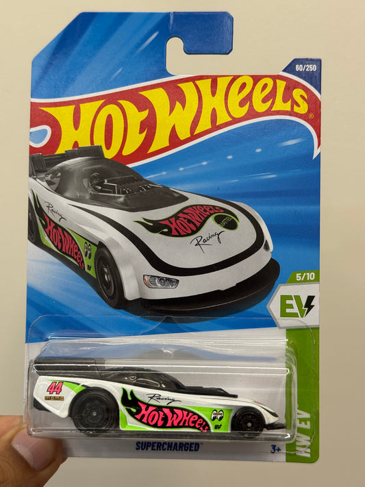Hot Wheels - SUPERCHARGED (J2025)