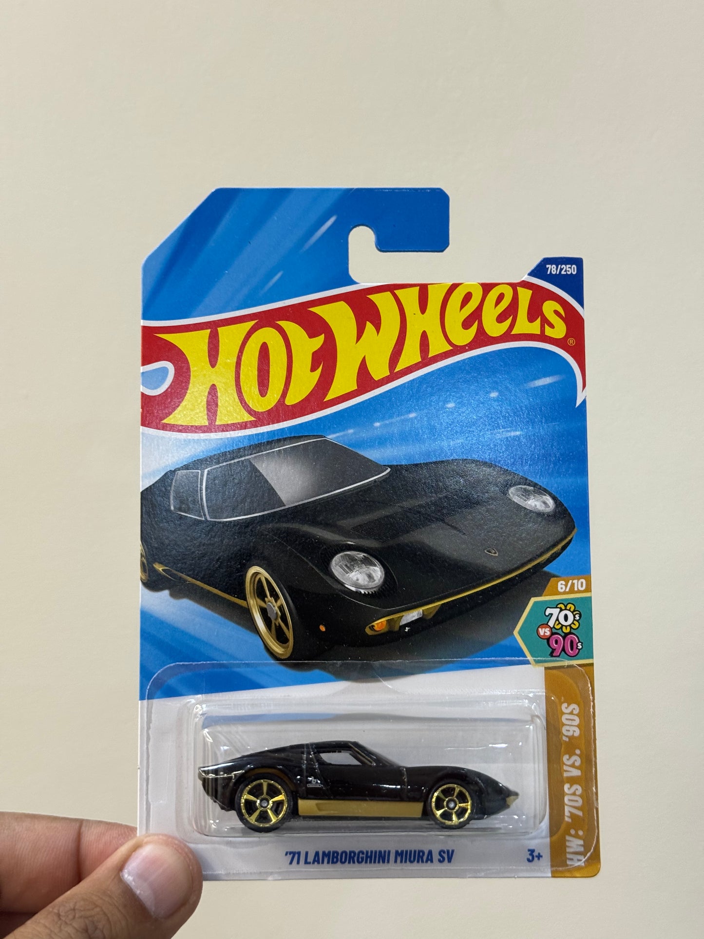 Hot Wheels - 71 LAMBORGHINI MIURA SV (J2025)