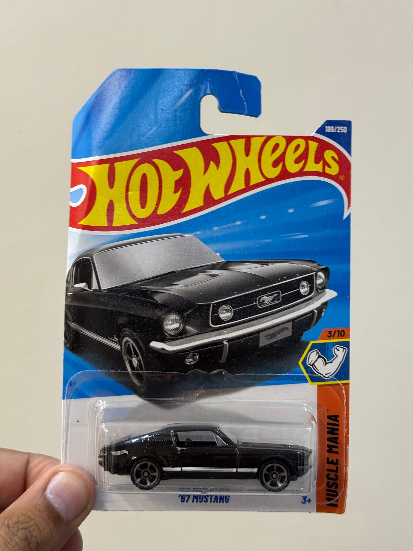 Hot Wheels -67 MUSTANG (J2025)
