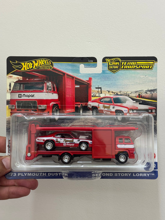 HOT WHEELS - 73 PLYMOUTH DUSTER WITH SECOND STORY LORRY