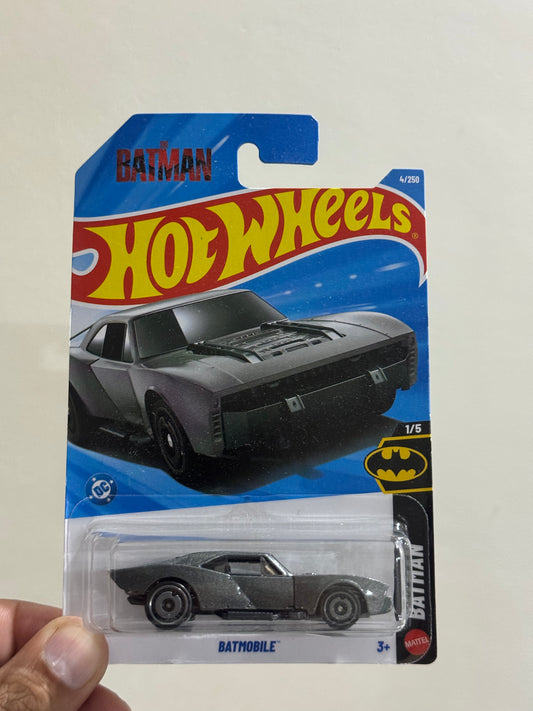 Hot Wheels - BATMOBILE