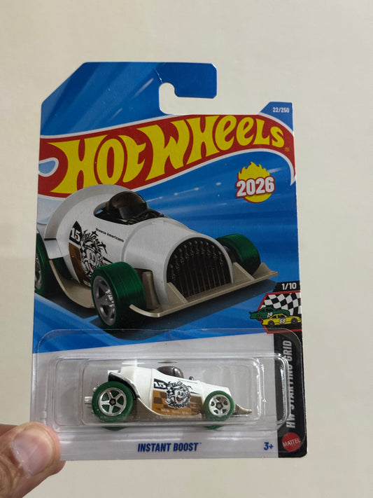Hot Wheels - INSTANT BOOST