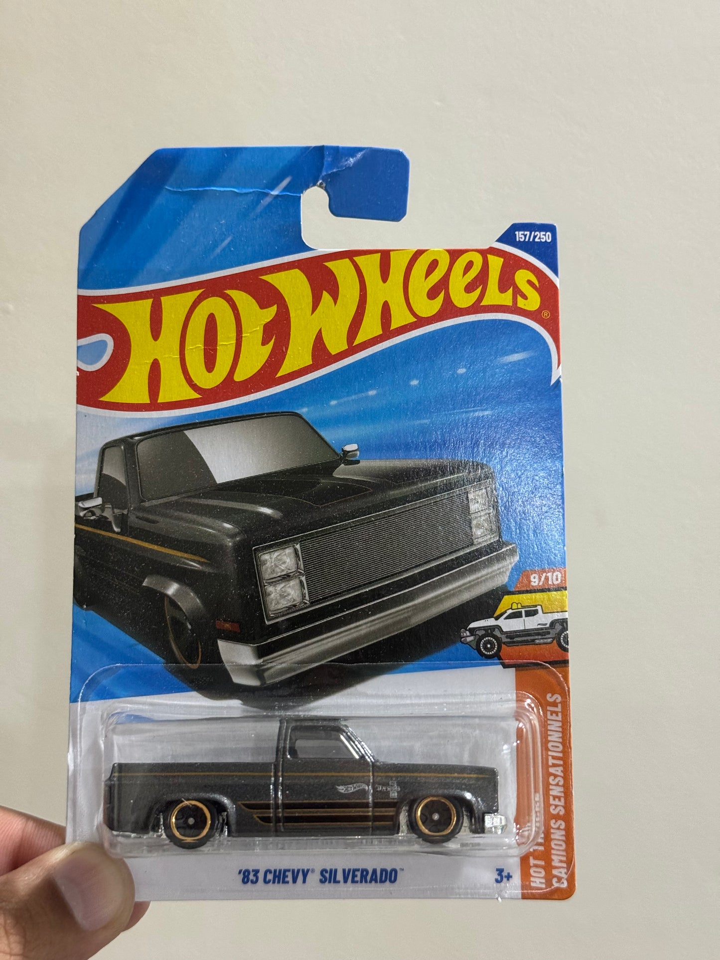 Hot Wheels - 83 CHEVY SILVERADO