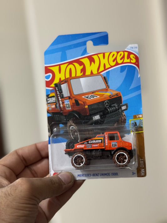 Hot Wheels - Mercedes-Benz Unimog 1300L Org (P)