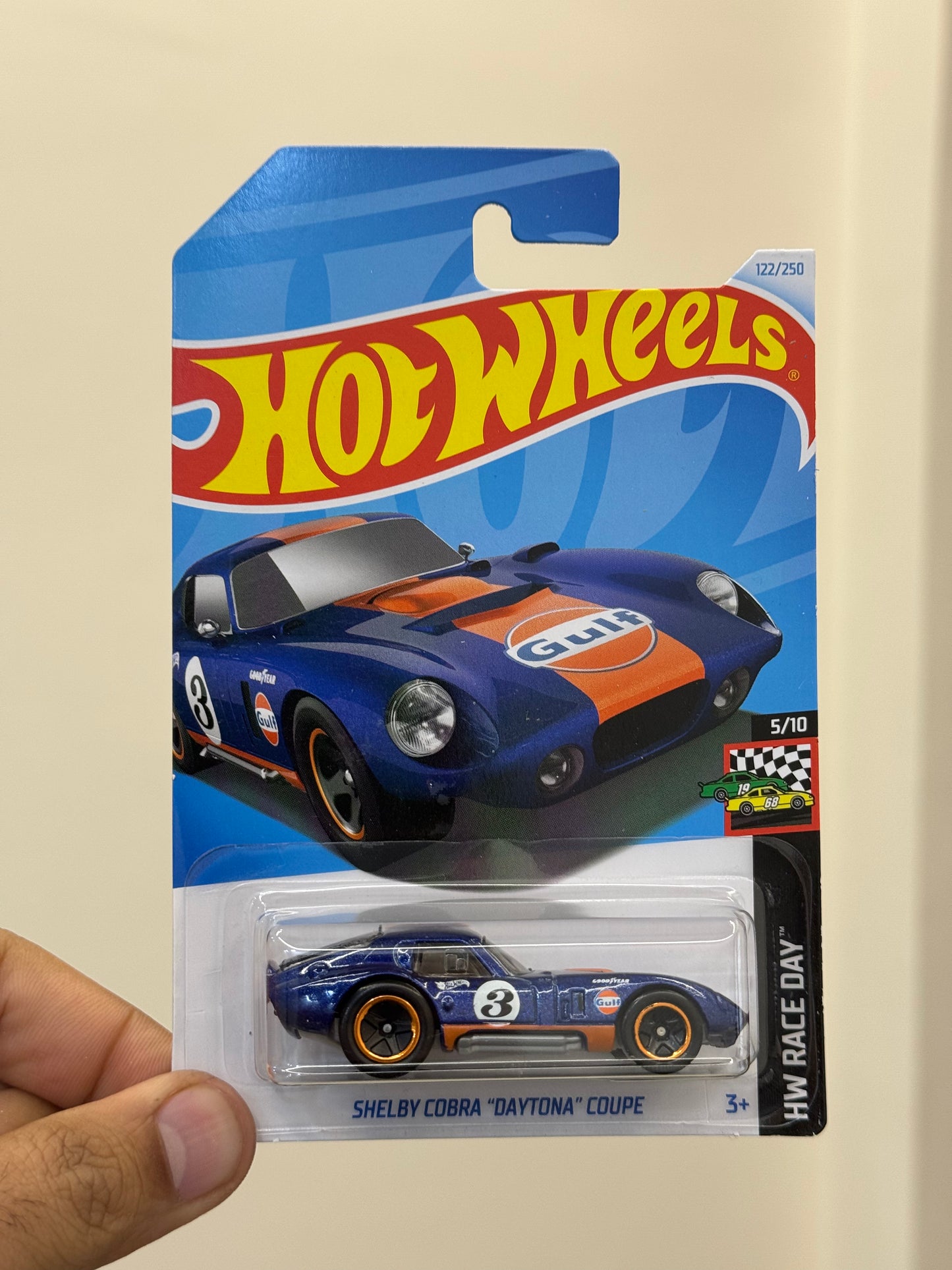 Hot Wheels - Shelby Cobra Daytona Coupe (a)