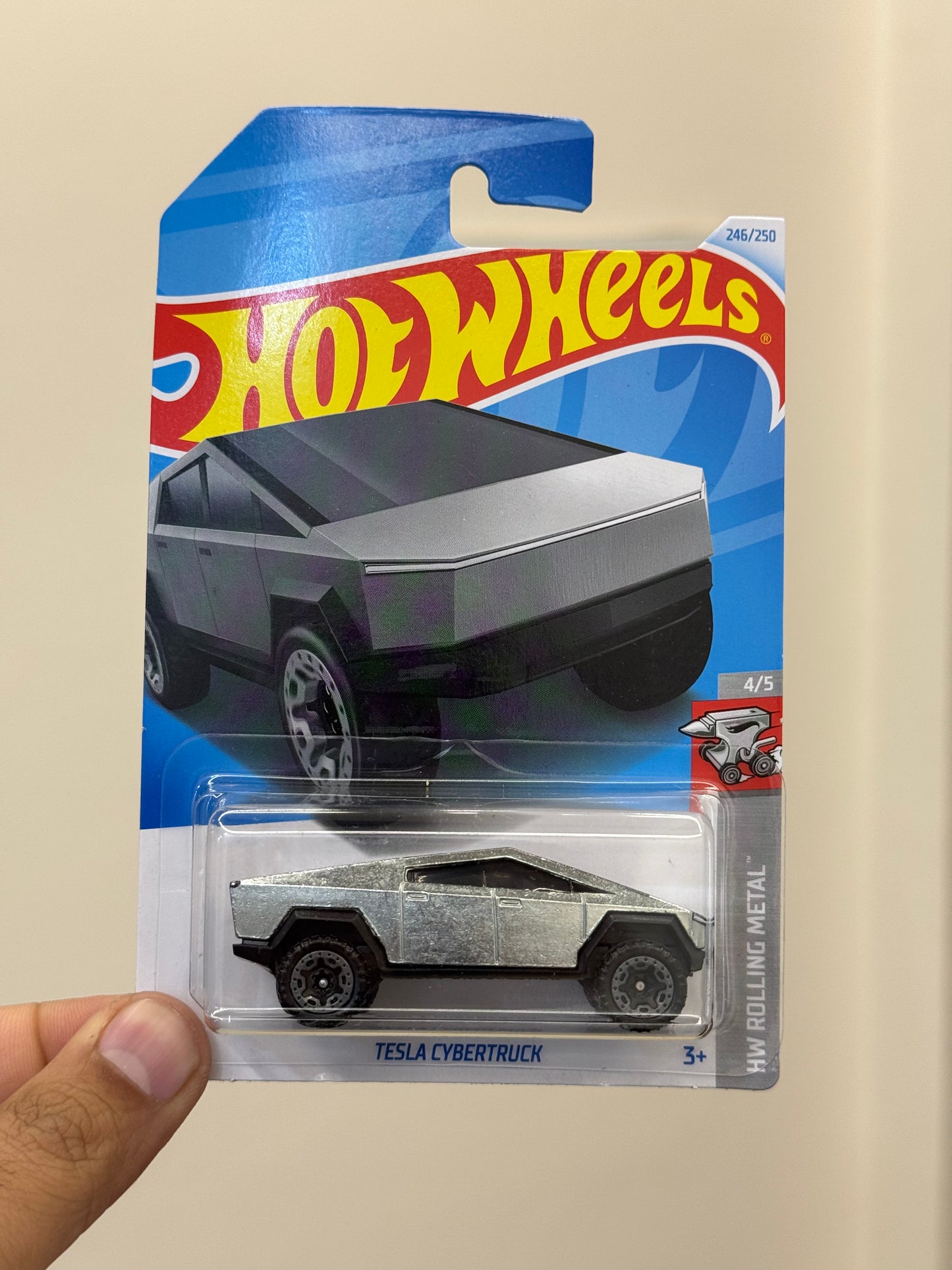 Hot Wheels -  Tesla Cybertruck (a)