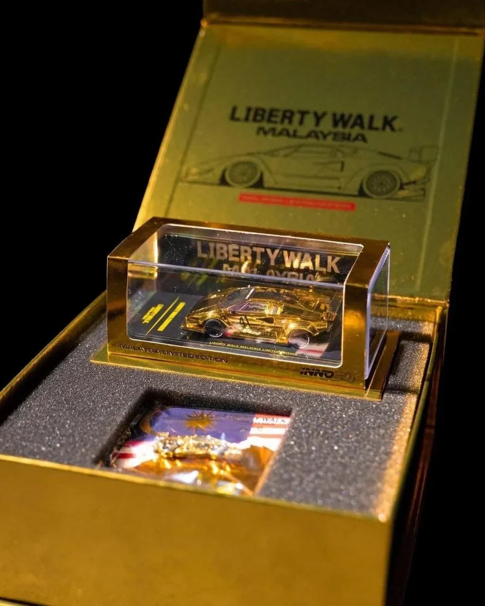 Liberty Walk x INNO64 Lamborghini Countach (Chrome Gold), 1:64 Scale - MALAYSIA LIMITED EDITION